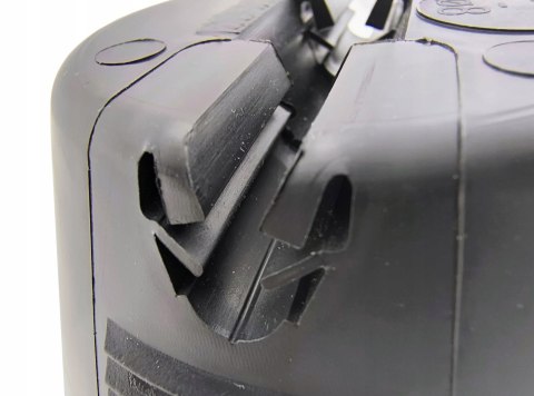 Obudowa uchwytu odgromowego z pokrywką druty 8-10 mm czarna Instar 880-4040