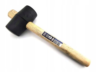Młotek gumowy 680g z trzonem drewnianym uniwersalny STAR 04-168
